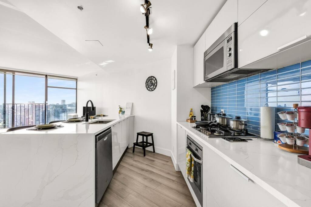 Central Luxury Apartment With Best City Views! Vancouver Exterior foto