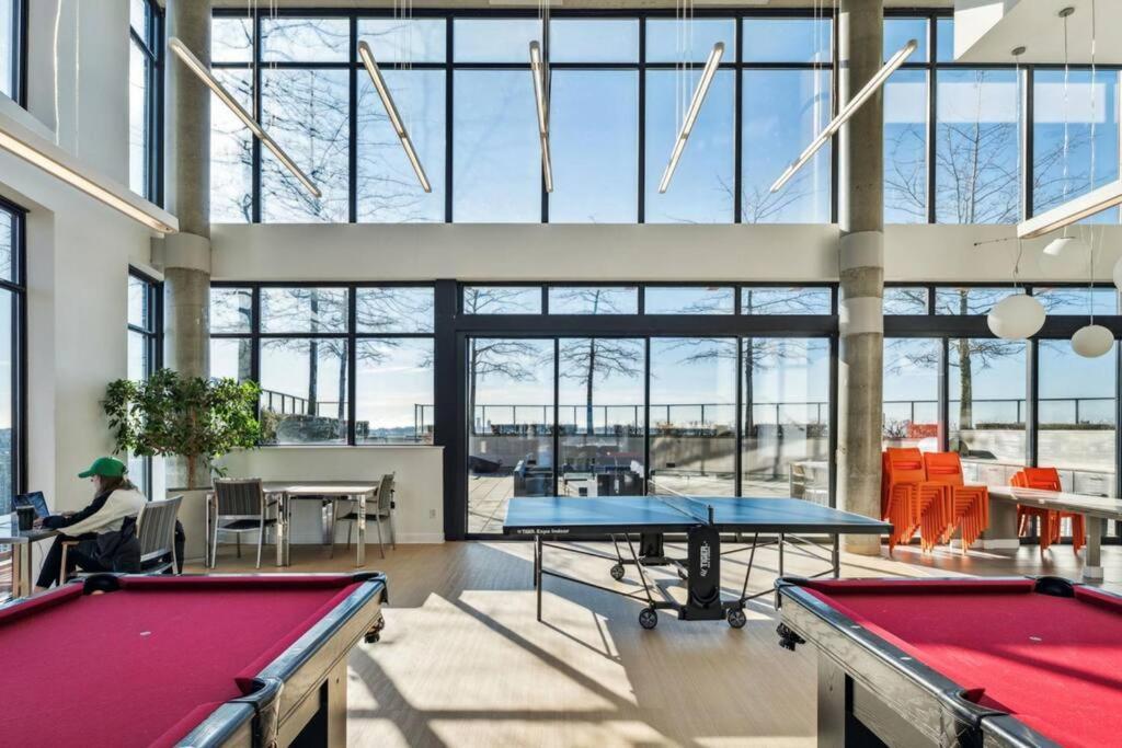 Central Luxury Apartment With Best City Views! Vancouver Exterior foto
